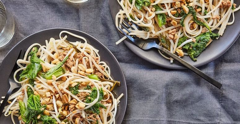 279213-pad-thai-recept.775x400